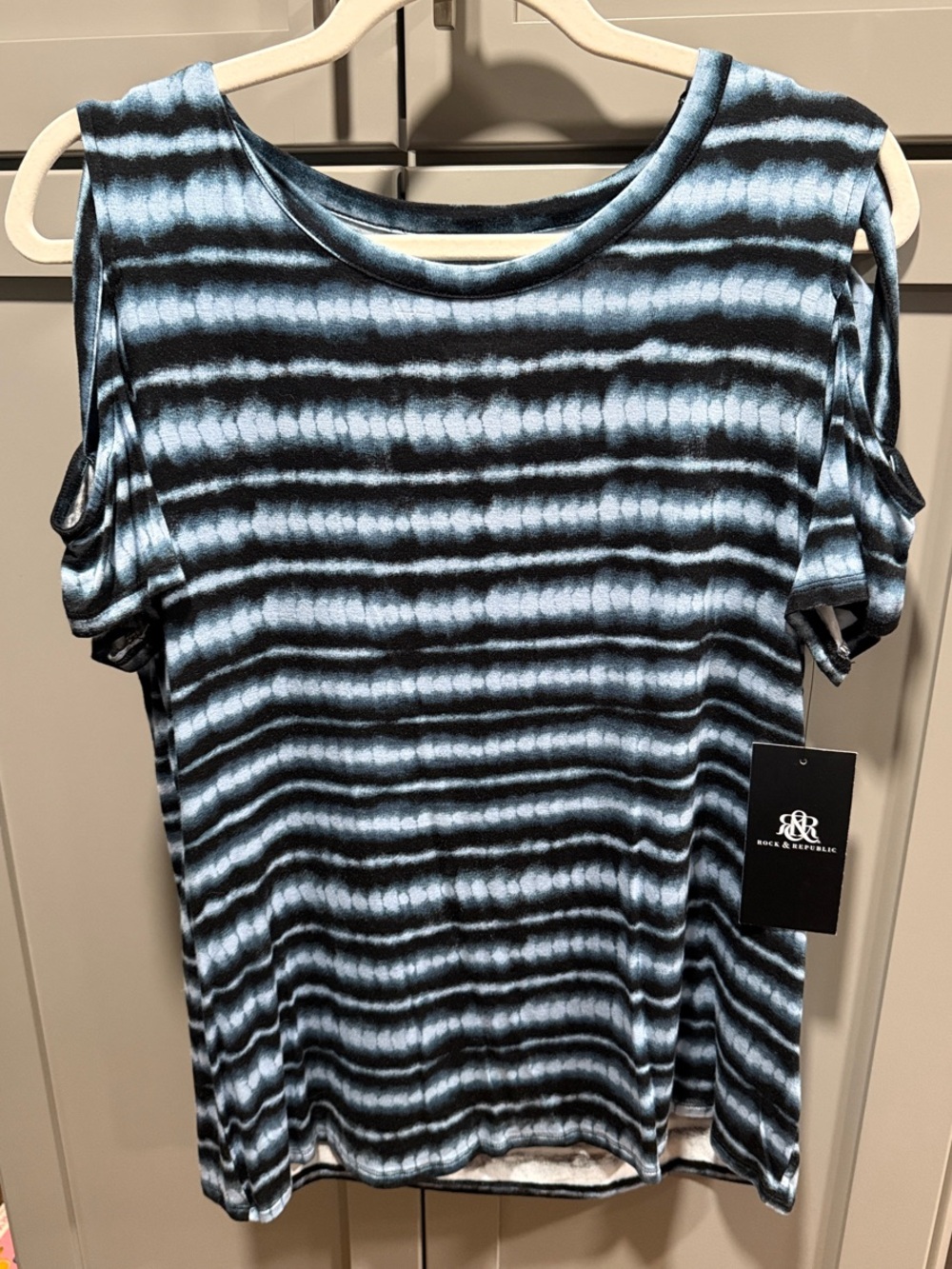 Rock & Republic Black and Light Blue Tie-Dye Cold-ShoulderTop NWT